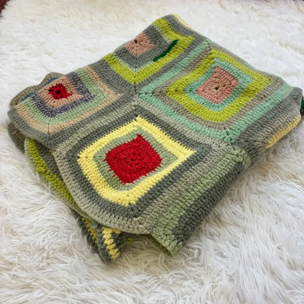 Vintage Hand Crochet Granny Blanket Afghan Earth Tone Green Beige Red Throw
